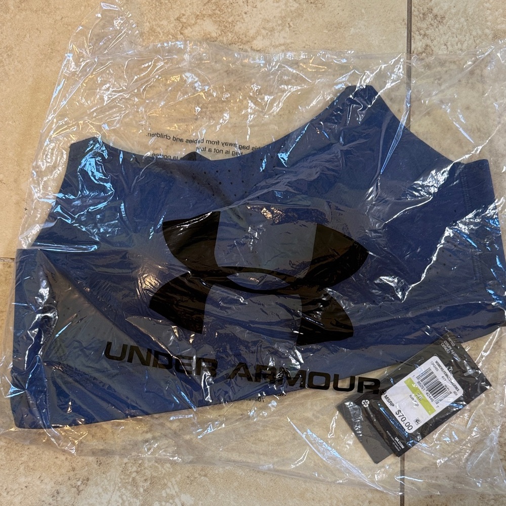 Under Armour Navy Blue Athletic Top
